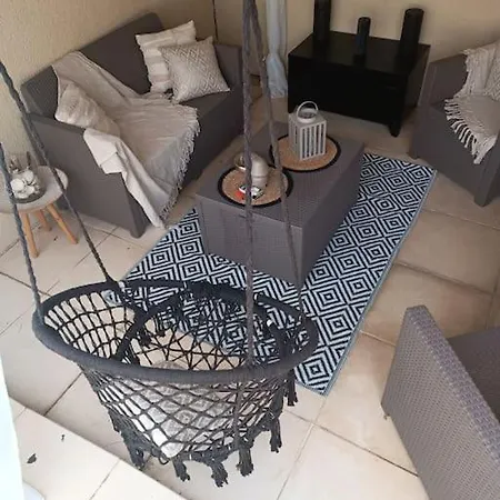 La Benedictins Avec Piscine Villa *